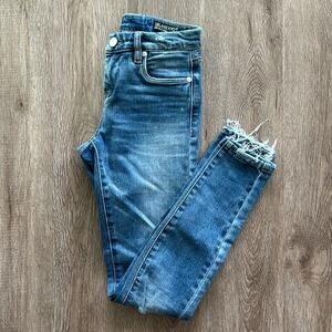 BLANKNYC Mid Rise Skinny Jeans 24 Raw Hem Medium Wash Stretch Denim